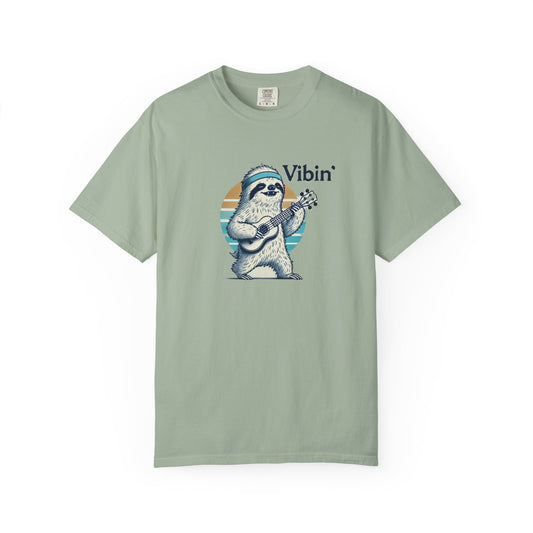 Sloth Playing Ukulele Vibin' T-Shirt