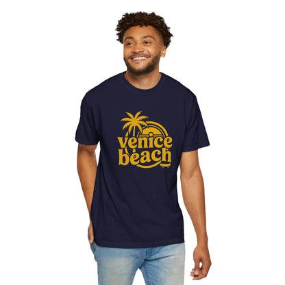 Venice Beach Retro Palm T-Shirt — Vintage Surf Vibe Tee